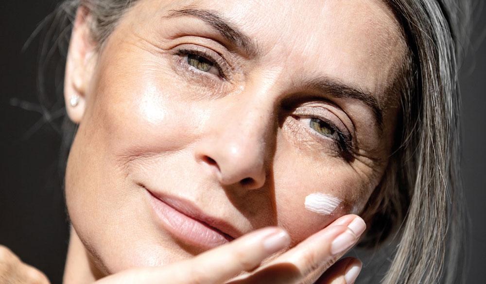 Anti-Aging: Glatte und jugendliche Haut durch CBD